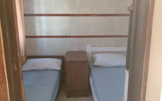 Dptos Para 2/3 Personas. Cerca De Agronomia, A 2 Cuadras De Av San Martin.. Ideal Estudiantes