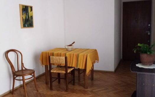 Dueño Vende 2 Amb. FRENTE CON BALCON (Recoleta)