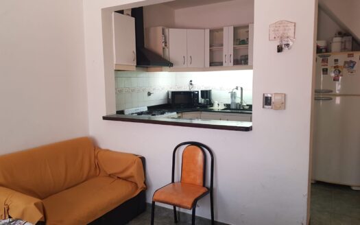 PH Al Frente en Dos Plantas. Entrada Independiente. Dueño Directo.