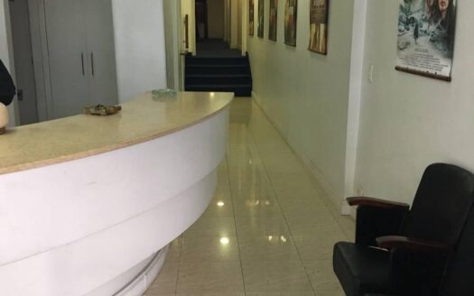 Local Comercial En Alquiler 12 Ambientes Excelente Ubicación Y Estado