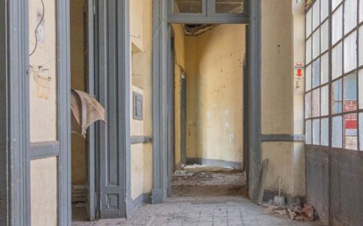 Dueño Vende Semipiso De Categoría A Reciclar En Edificio Histórico. Apto Profesional. Materiales Originales. Gran Terraza. Liquidamos! Sin Costos De Inmobiliaria