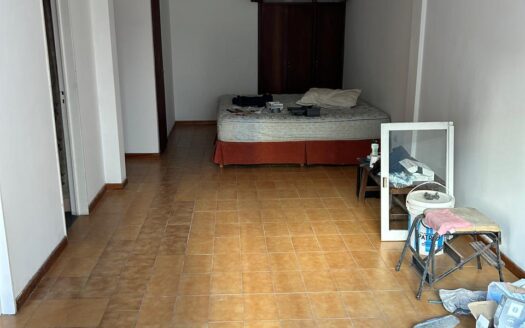 Monoambiente con cocina separada