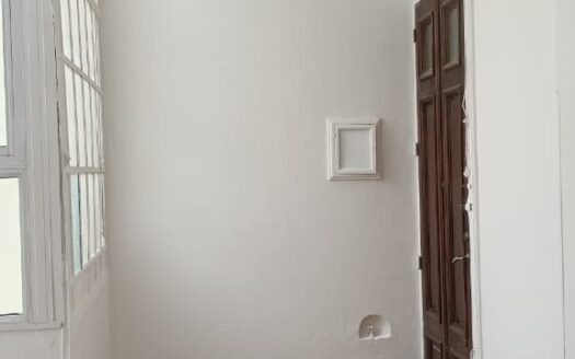 Luminoso y tranquilo Dpto en Ayacucho 950. Ideal estudiantes y profesionales